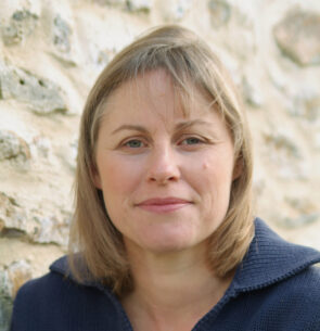 Dr Catherine Broomfield